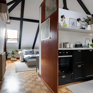 https://apartment-drobez.hotels-in-ljubljana.com